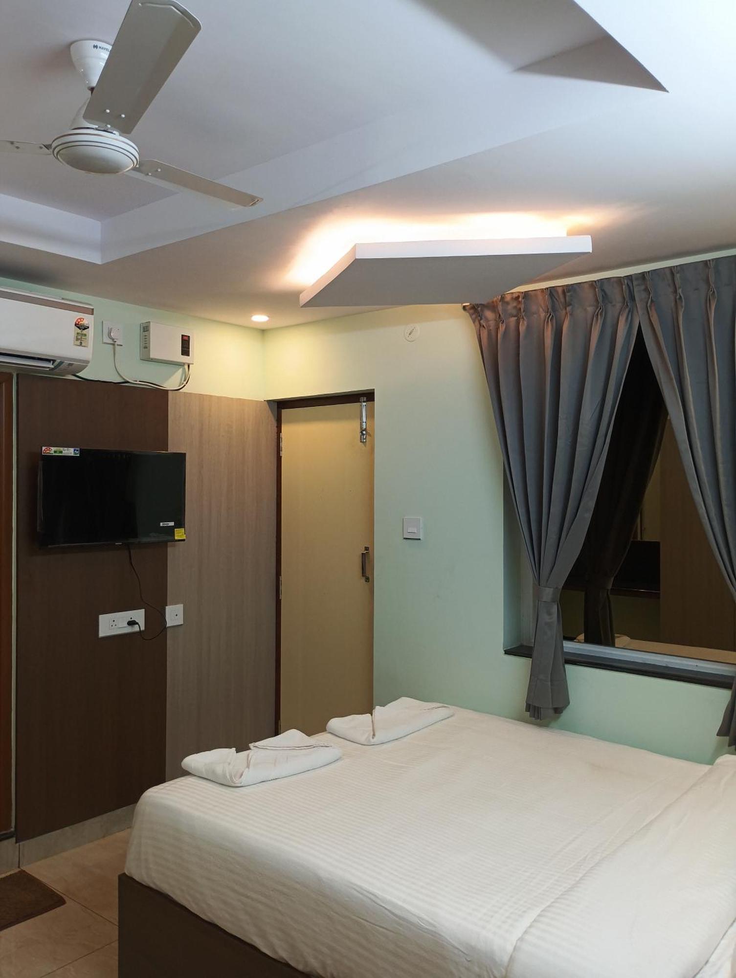 Malar Park Hotel Tiruvannamalai Exterior photo